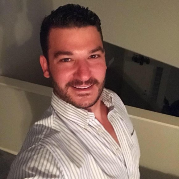 Meet your Posher, Logan - Picture 1 of 1